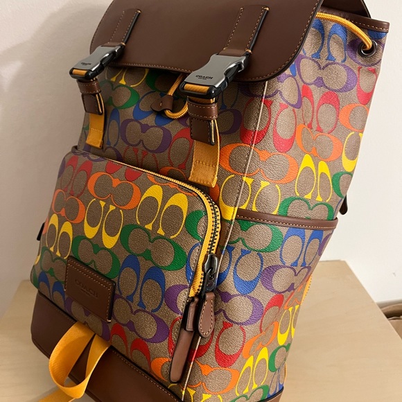 New Coach C9845 Track Backpack In Rainbow Signature Canvas In Gunmetal/Khaki - Picture 6 of 14